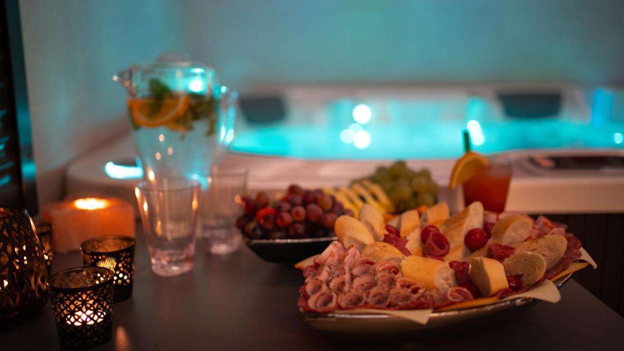 Wellness Relax - Luxusni 호텔 프라하 외부 사진
